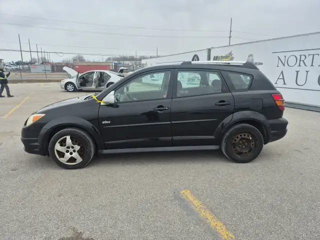2008 Pontiac Vibe - Photo 8