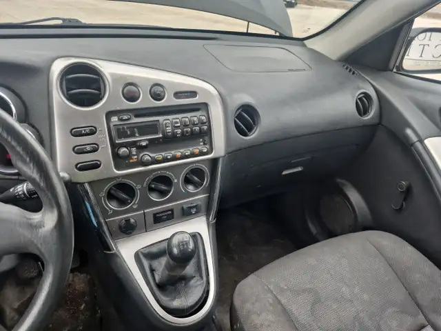 2008 Pontiac Vibe - Photo 12