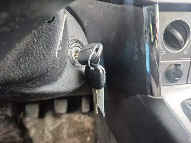 2008 Pontiac Vibe - Photo 13