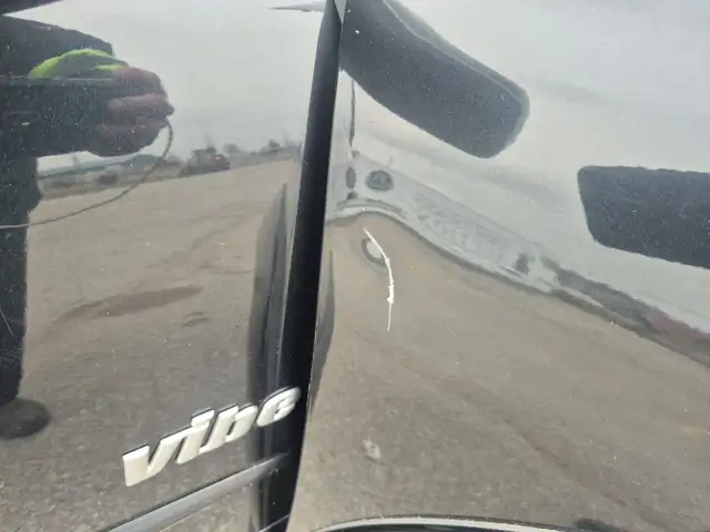 2008 Pontiac Vibe - Photo 32