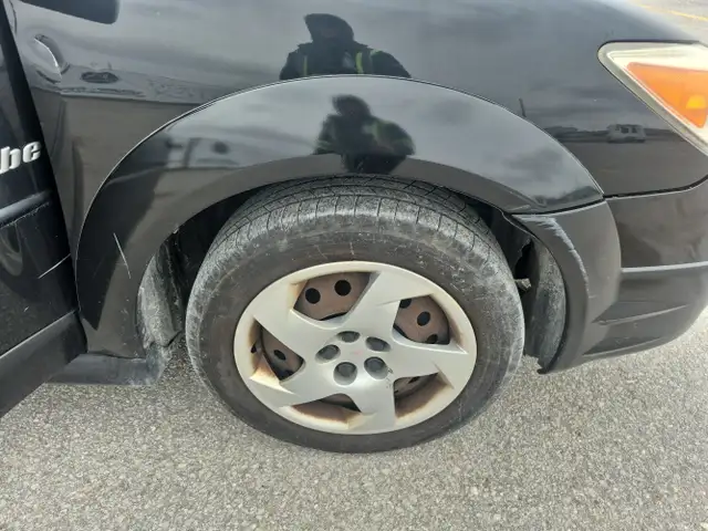 2008 Pontiac Vibe - Photo 35