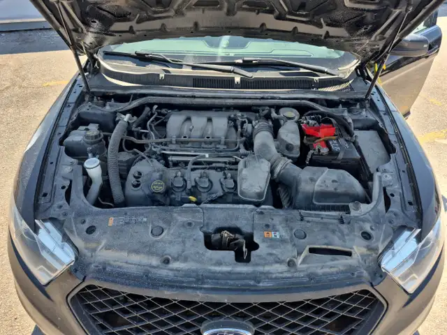 2017 Ford Taurus - Photo 9