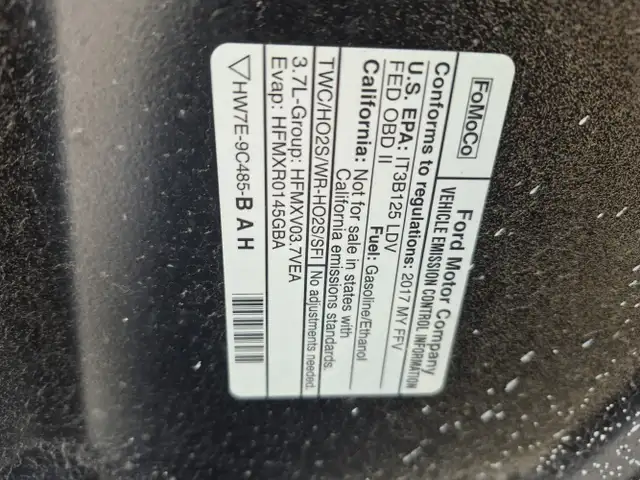 2017 Ford Taurus - Photo 16