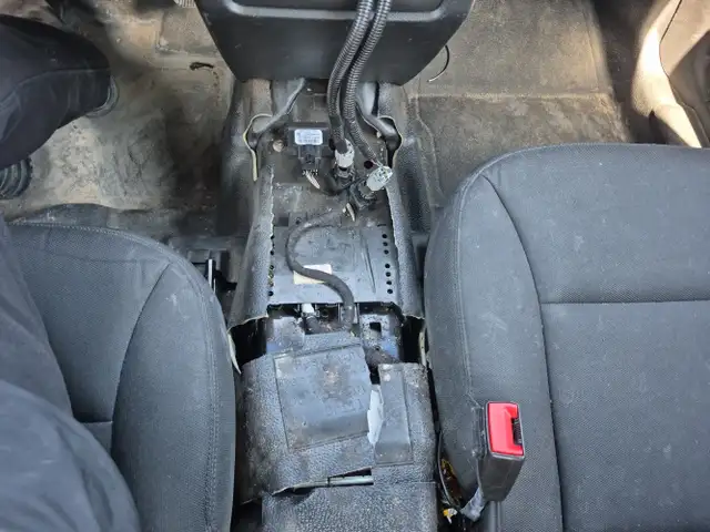 2017 Ford Taurus - Photo 20