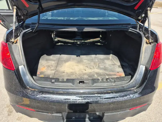 2017 Ford Taurus - Photo 24