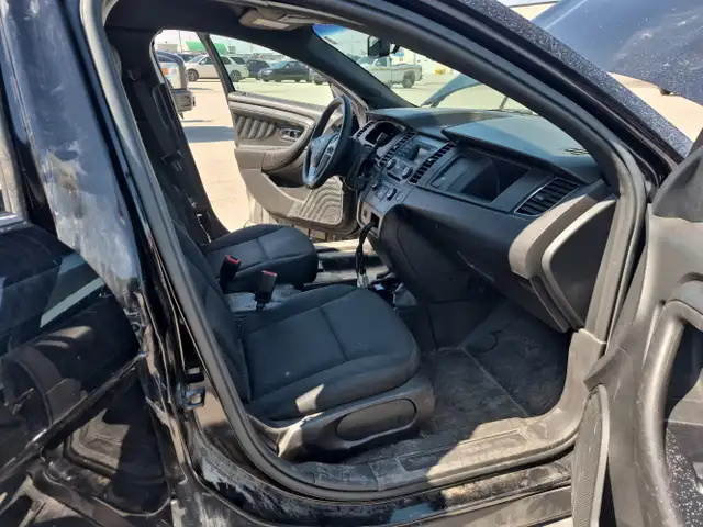 2017 Ford Taurus - Photo 27