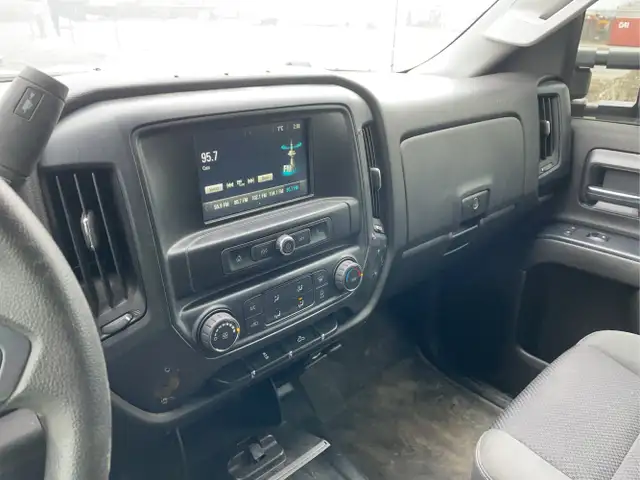 2016 Chevrolet Silverado 2500HD - Photo 12