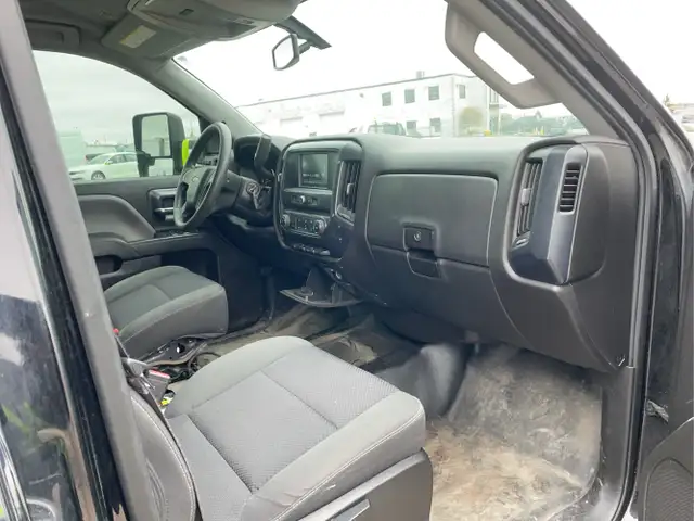 2016 Chevrolet Silverado 2500HD - Photo 18