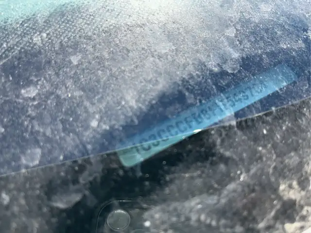 2015 Chrysler 200 - Photo 15