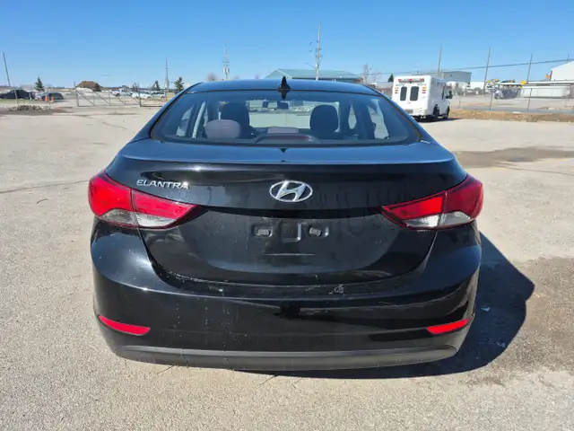 2015 Hyundai ELANTRA - Photo 6