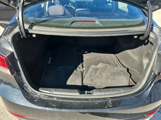 2015 Hyundai ELANTRA - Photo 22