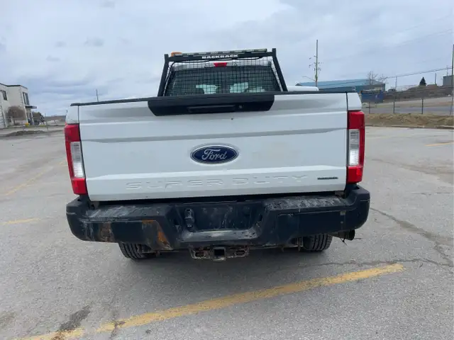 2017 Ford F-350 Super Duty - Photo 6