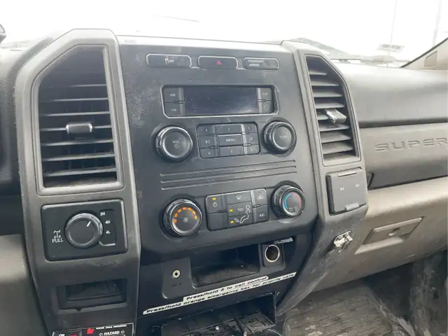 2017 Ford F-350 Super Duty - Photo 12