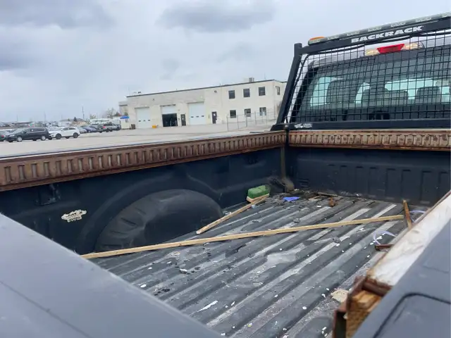 2017 Ford F-350 Super Duty - Photo 22