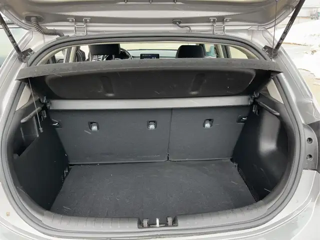 2023 Kia Rio 5-Door LX  4dr Wagon CVT - Photo 28