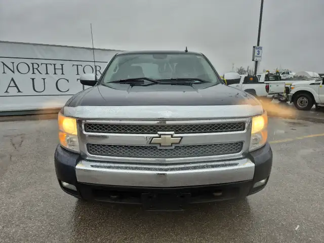 2008 Chevrolet Silverado 1500 - Photo 2