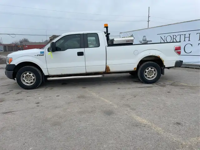 2013 Ford F-150 w/Heavy Duty Payload Package - Photo 8