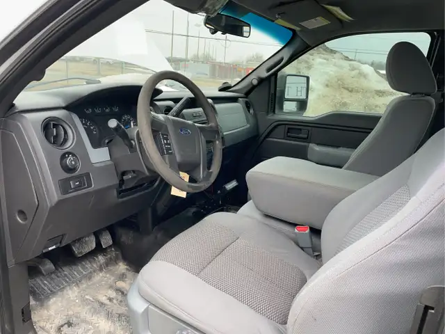 2013 Ford F-150 w/Heavy Duty Payload Package - Photo 10