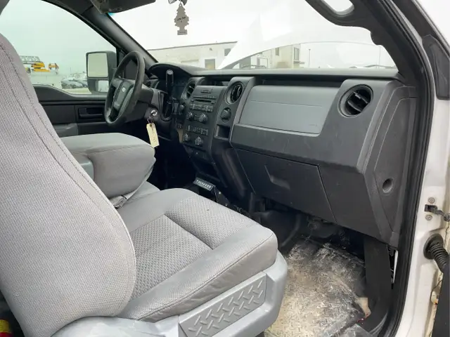 2013 Ford F-150 w/Heavy Duty Payload Package - Photo 16