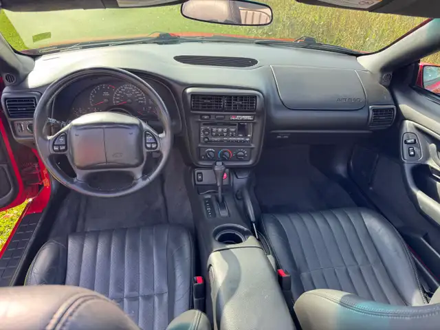 2002 Chevrolet Camaro - Photo 3