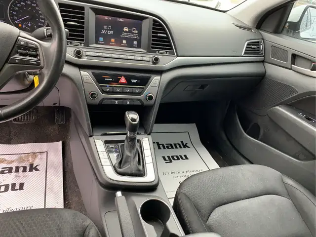 2017 Hyundai ELANTRA - Photo 12