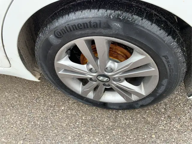 2017 Hyundai ELANTRA - Photo 17