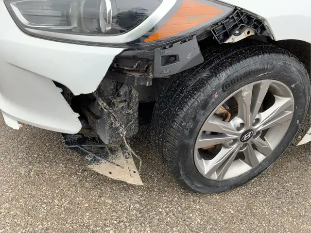 2017 Hyundai ELANTRA - Photo 22