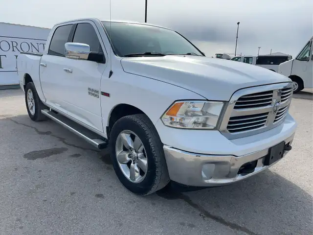 2017 Ram 1500 - Photo 3