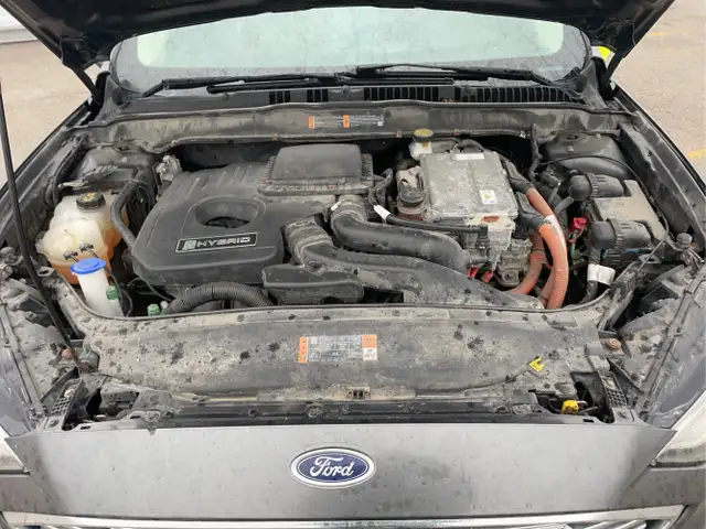 2017 Ford Fusion Hybrid - Photo 9