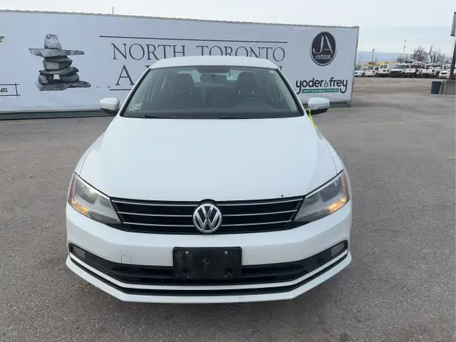 2015 Volkswagen Jetta - Photo 2