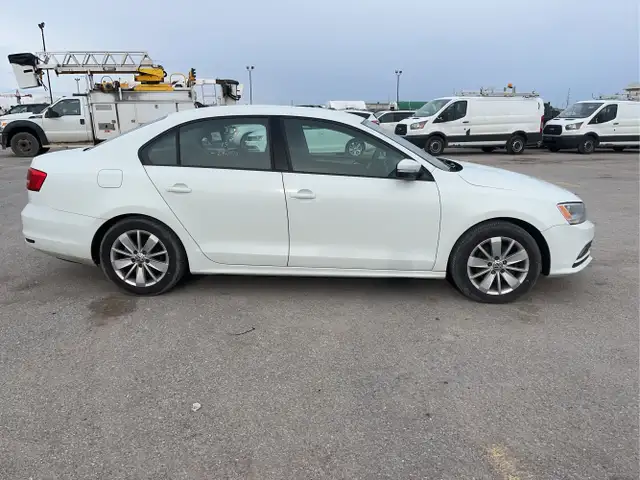 2015 Volkswagen Jetta - Photo 4