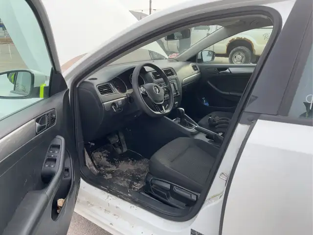 2015 Volkswagen Jetta - Photo 10