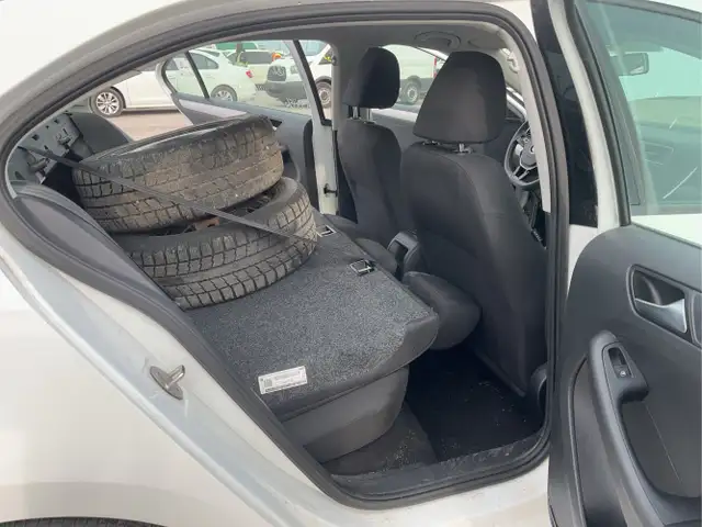 2015 Volkswagen Jetta - Photo 19