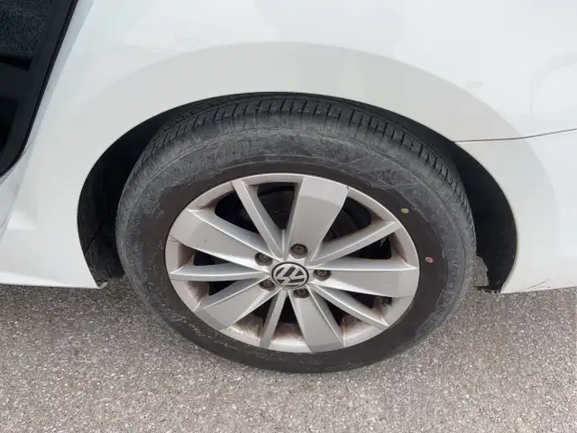 2015 Volkswagen Jetta - Photo 23