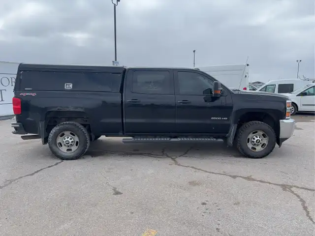 2016 Chevrolet Silverado 2500HD - Photo 3
