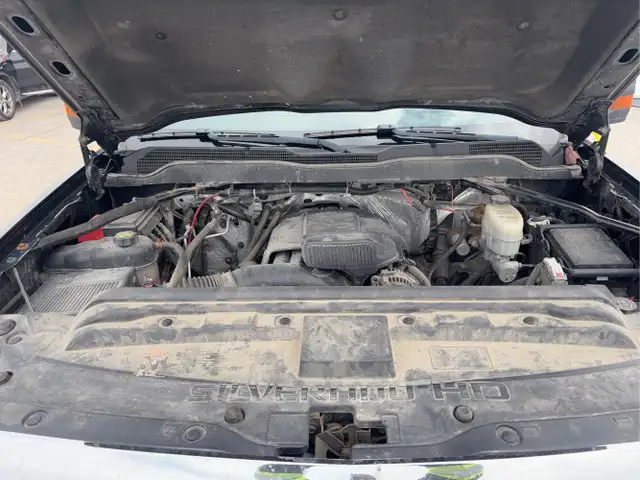 2016 Chevrolet Silverado 2500HD - Photo 9