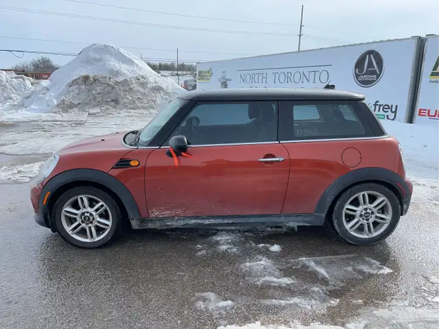 2012 Mini Cooper Hardtop - Photo 2