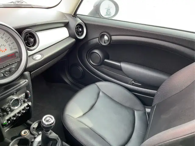 2012 Mini Cooper Hardtop - Photo 15