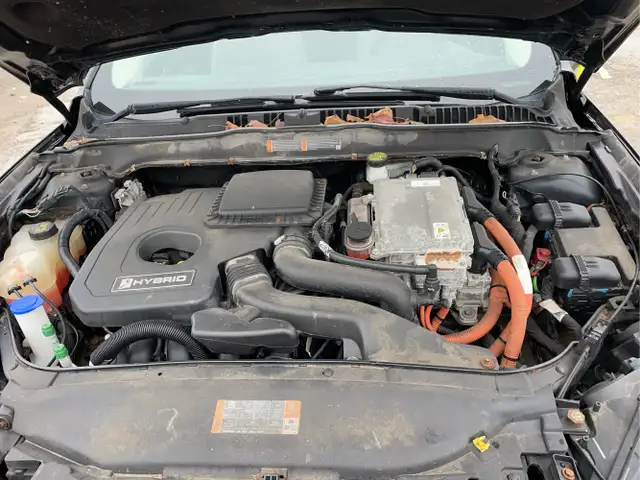 2017 Ford Fusion Hybrid - Photo 9
