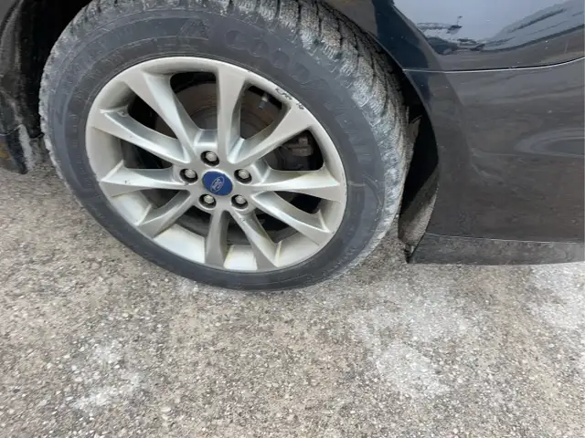 2017 Ford Fusion Hybrid - Photo 22