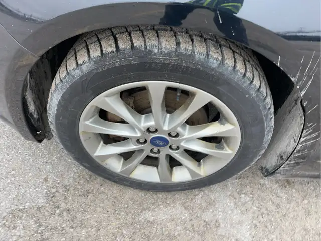 2017 Ford Fusion Hybrid - Photo 23