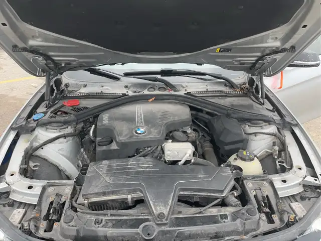 2017 BMW 3 Series - Photo 9