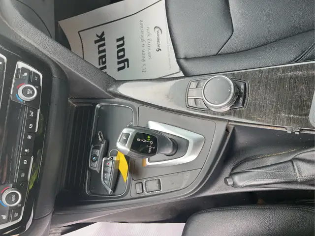 2017 BMW 3 Series - Photo 21