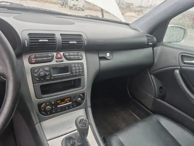 2003 Mercedes-Benz C-Class - Photo 12