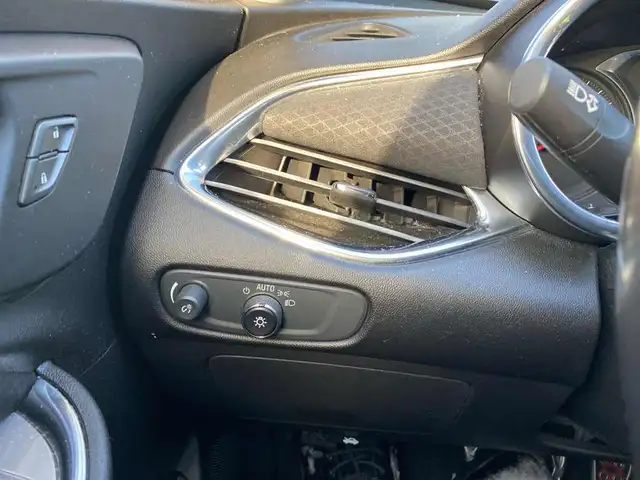 2018 Chevrolet Malibu - Photo 9