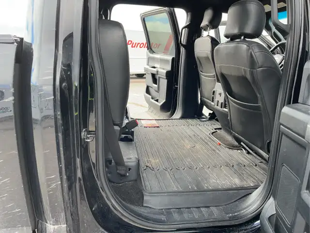 2017 Ford F-150 - Photo 16