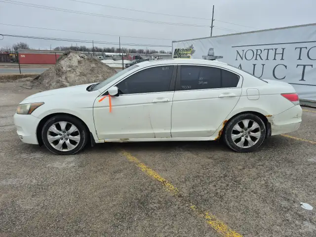 2010 Honda Accord - Photo 8