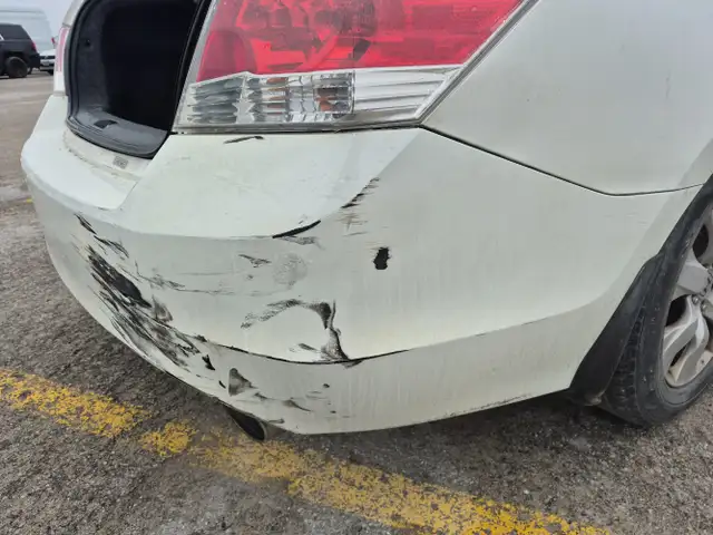 2010 Honda Accord - Photo 31