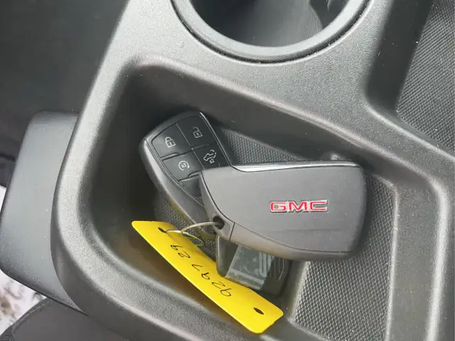 2023 GMC Sierra 1500 - Photo 13