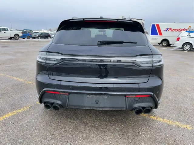 2024 PORSCH MACAN GTS - Photo 5